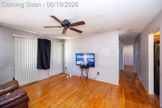 Builiding view eleven for 7543 N Wildwood, Westland, MI. 48185