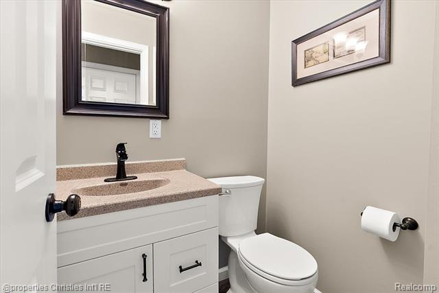 Builiding view twenty two for 43848 Arlington, Canton, MI. 48187