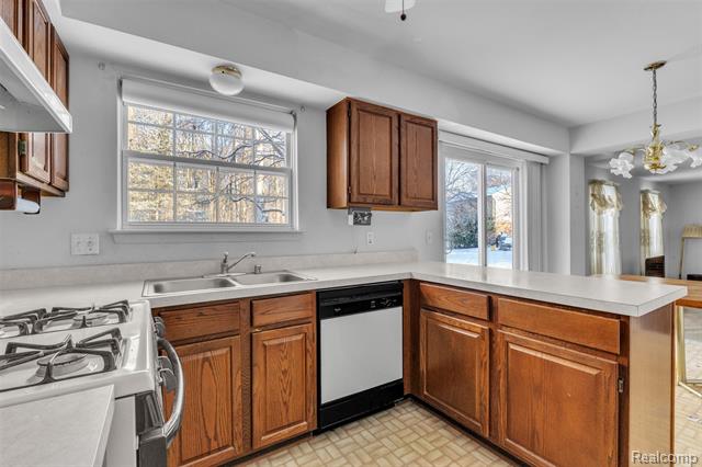 Builiding view twelve for 33838 Whitewood, Westland, MI. 48185