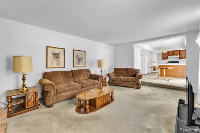 Builiding view twenty two for 33838 Whitewood, Westland, MI. 48185