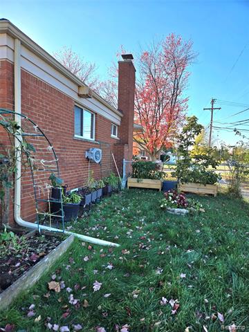 Builiding view nine for 7872 Ritz, Westland, MI. 48185