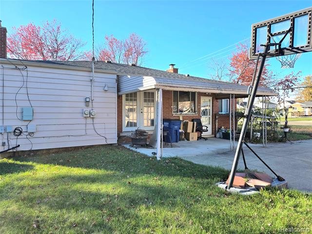 Builiding view ten for 7872 Ritz, Westland, MI. 48185