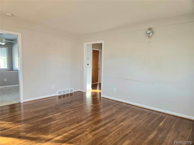 Builiding view thirty four for 7872 Ritz, Westland, MI. 48185