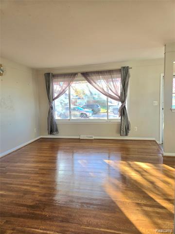 Builiding view thirty for 7872 Ritz, Westland, MI. 48185