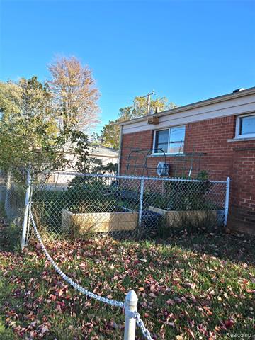 Builiding view two for 7872 Ritz, Westland, MI. 48185