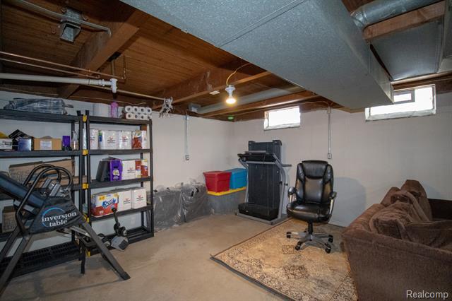 Builiding view twenty five for 8225 N Hubbard, Westland, MI. 48185