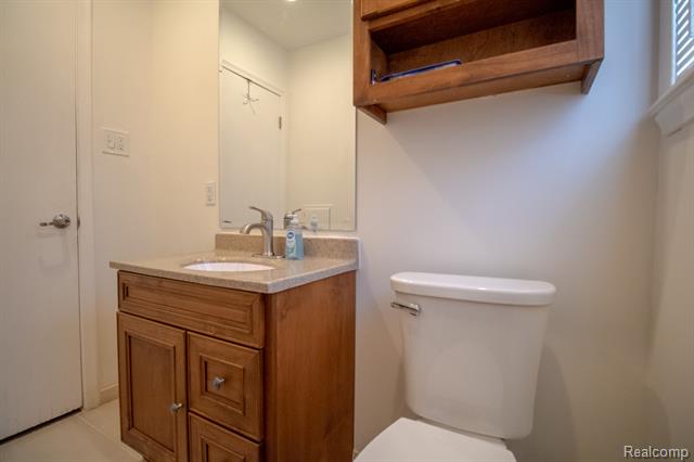 Builiding view twenty two for 8225 N Hubbard, Westland, MI. 48185