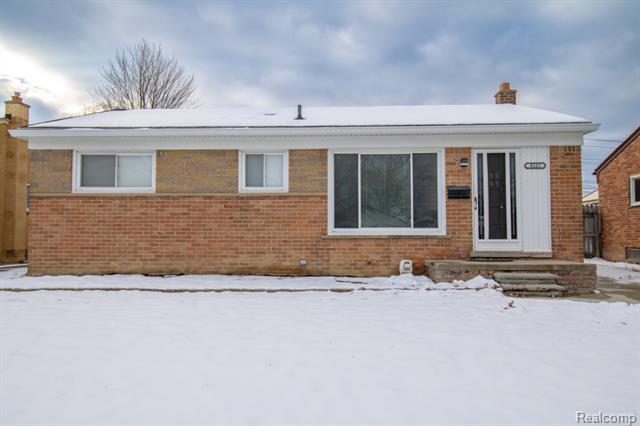 front view for 8225 N Hubbard, Westland, Mi. 48185