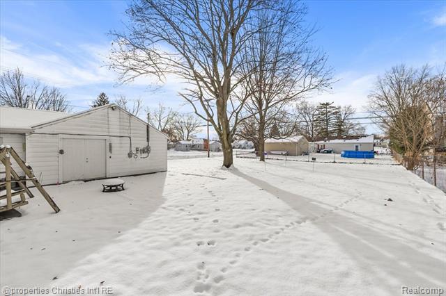 Builiding view twenty four for 9005 Marlowe, Plymouth, MI. 48170