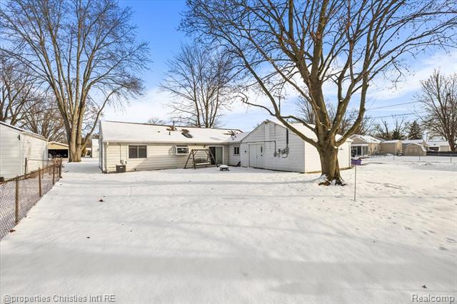 Builiding view twenty three for 9005 Marlowe, Plymouth, MI. 48170