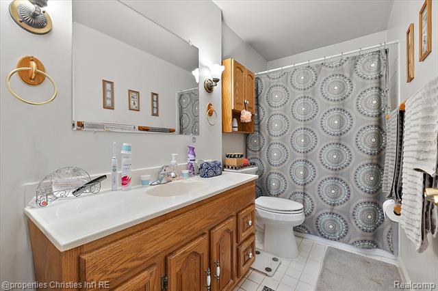 Builiding view twenty for 9005 Marlowe, Plymouth, MI. 48170