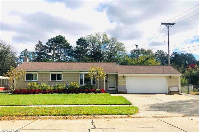 front view for 8988 Pere, Livonia, Mi. 48150