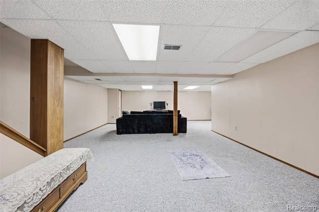 Builiding view twenty eight for 38750 Grandon, Livonia, MI. 48150