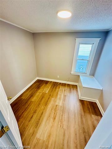 Builiding view five for 23084 Berdeno, Hazel Park, MI. 48030