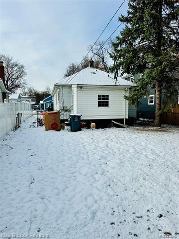 Builiding view one for 23084 Berdeno, Hazel Park, MI. 48030