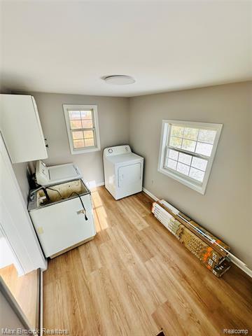 Builiding view ten for 23084 Berdeno, Hazel Park, MI. 48030