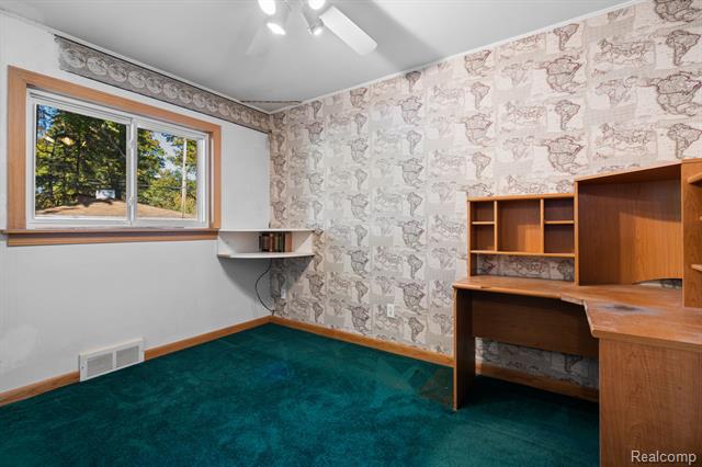 Builiding view twenty one for 33632 Cindy, Livonia, MI. 48150