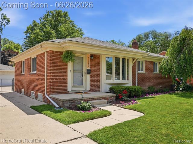 Builiding view one for 9338 Florida, Livonia, MI. 48150