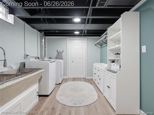 Builiding view twenty six for 9338 Florida, Livonia, MI. 48150