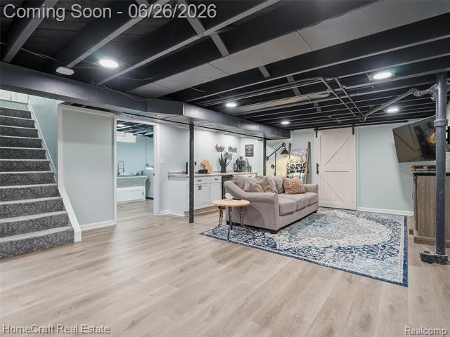 Builiding view twenty for 9338 Florida, Livonia, MI. 48150