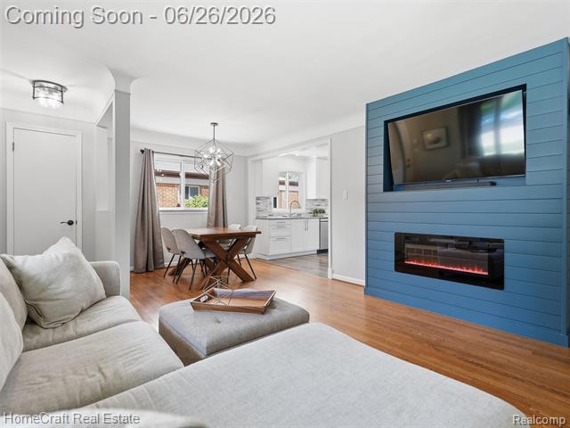Builiding view two for 9338 Florida, Livonia, MI. 48150