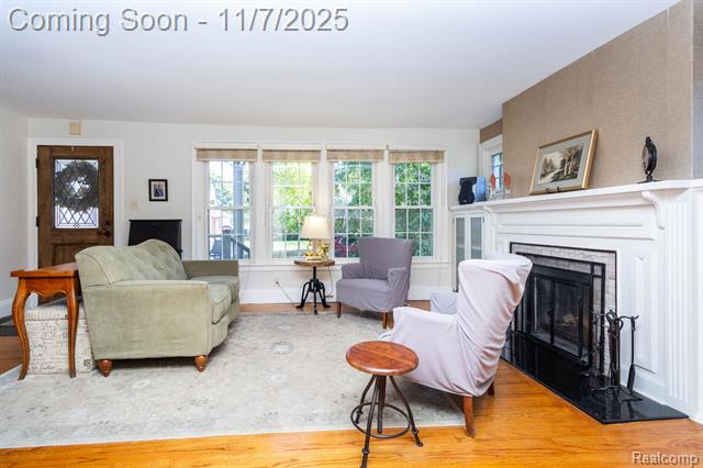 Builiding view eight for 9911 Ingram, Livonia, MI. 48150