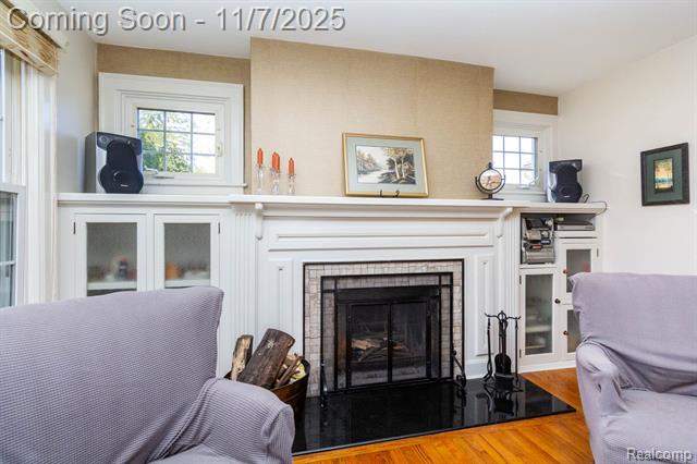 Builiding view seven for 9911 Ingram, Livonia, MI. 48150