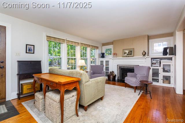 Builiding view six for 9911 Ingram, Livonia, MI. 48150