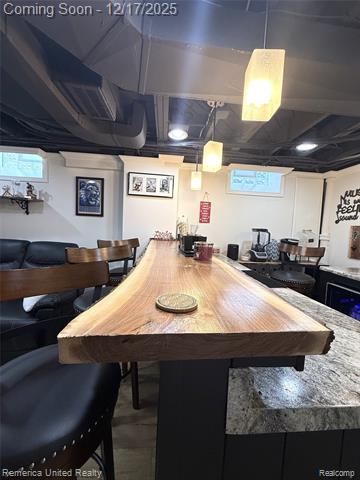 Builiding view twenty five for 9915 Ingram, Livonia, MI. 48150