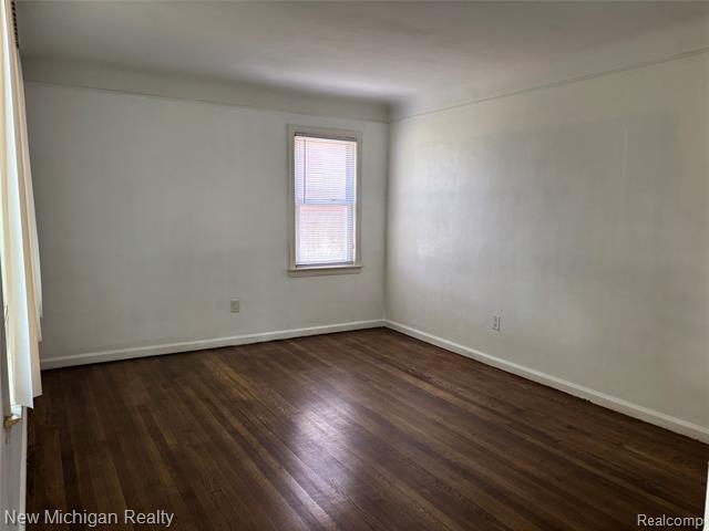 Builiding view one for 9919 Merriman, Livonia, MI. 48150