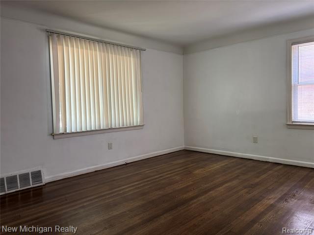 Builiding view two for 9919 Merriman, Livonia, MI. 48150