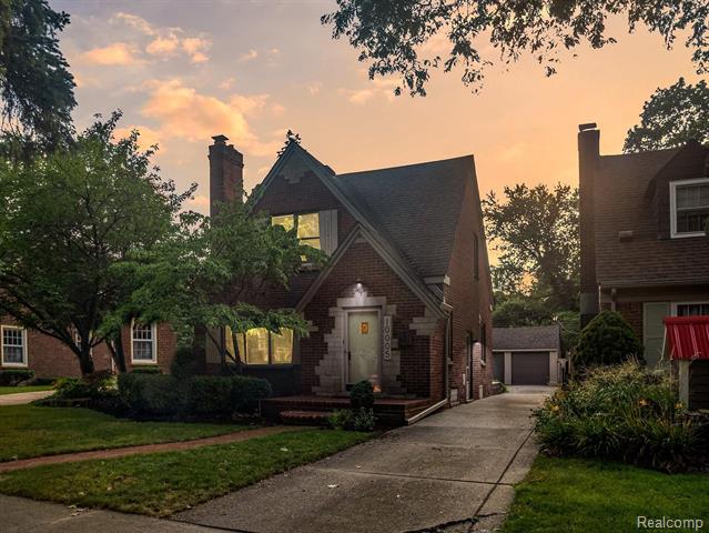 front view for 10005 Melrose, Livonia, Mi. 48150