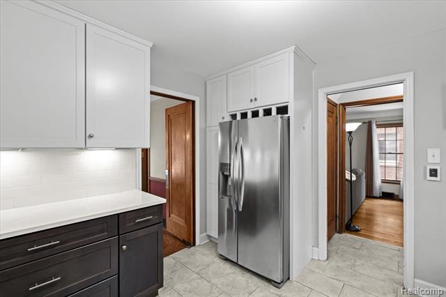 Builiding view twelve for 11009 Melrose, Livonia, MI. 48150