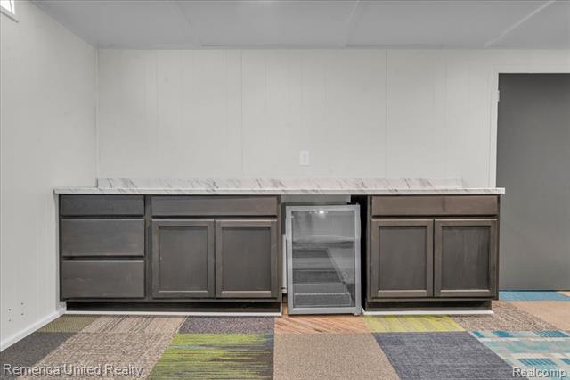 Builiding view eighteen for 35429 Elmira, Livonia, MI. 48150