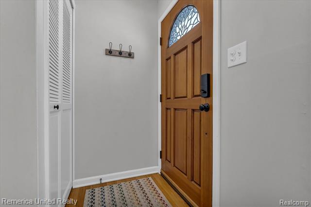 Builiding view three for 35429 Elmira, Livonia, MI. 48150