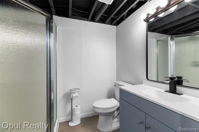 Builiding view twenty four for 11441 Brookfield, Livonia, MI. 48150