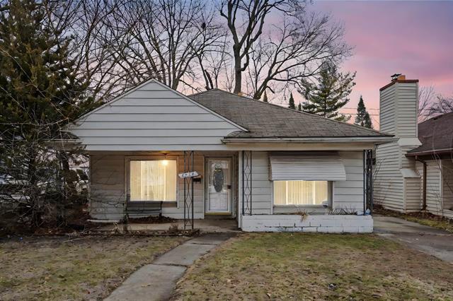 front view for 6822 Lafayette, Dearborn Heights, Mi. 48127