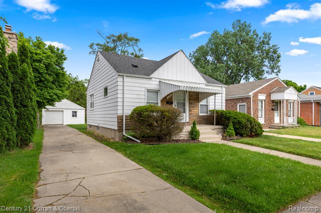 Builiding view thirty one for 6719 Parkland, Dearborn Heights, MI. 48127
