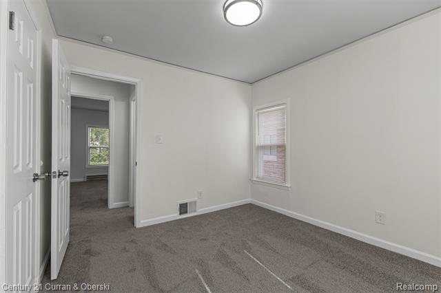 Builiding view twelve for 6719 Parkland, Dearborn Heights, MI. 48127