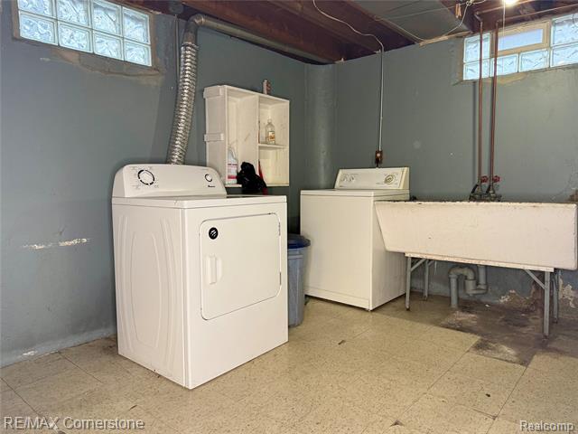 Builiding view eleven for 28710 Bridge, Garden City, MI. 48135