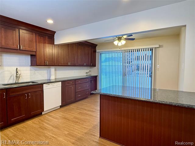 Builiding view four for 28710 Bridge, Garden City, MI. 48135