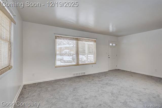 Builiding view five for 6958 Town, Dearborn Heights, MI. 48127