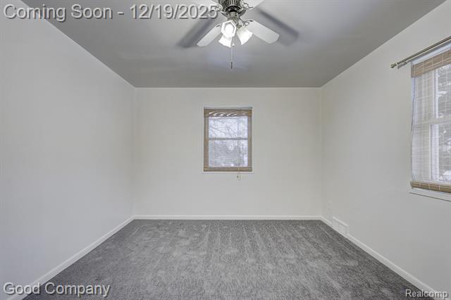 Builiding view seventeen for 6958 Town, Dearborn Heights, MI. 48127