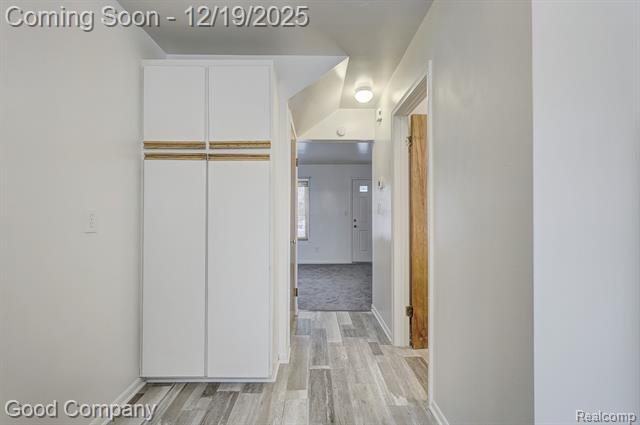 Builiding view thirteen for 6958 Town, Dearborn Heights, MI. 48127