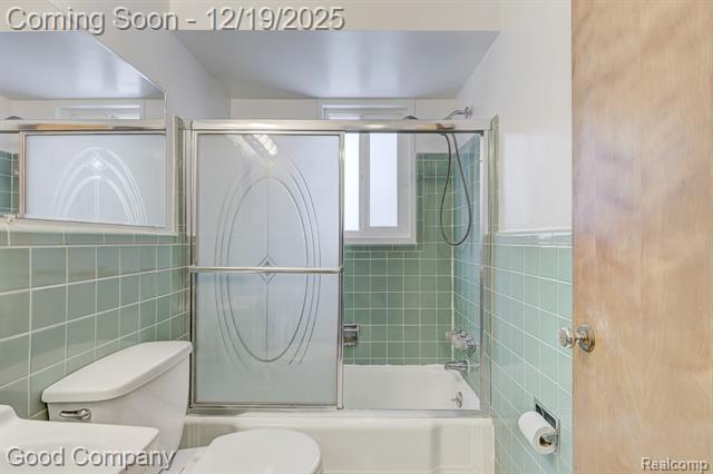 Builiding view twenty two for 6958 Town, Dearborn Heights, MI. 48127