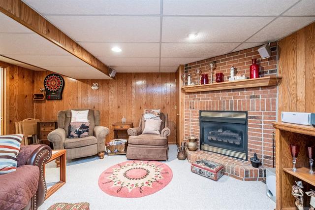 Builiding view fifteen for 7368 Kubis, Westland, MI. 48185