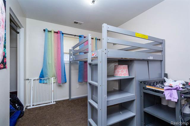 Builiding view nineteen for 7420 Cavell, Westland, MI. 48185