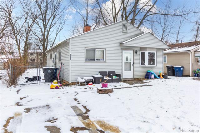 Builiding view one for 7420 Cavell, Westland, MI. 48185