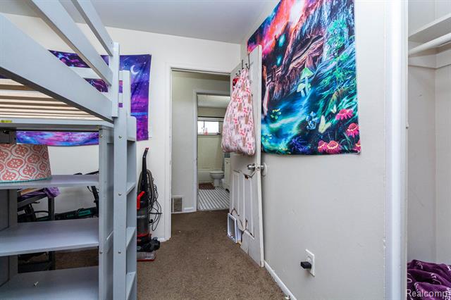 Builiding view twenty for 7420 Cavell, Westland, MI. 48185