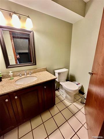 Builiding view thirteen for 24397 Venice, Novi, MI. 48374